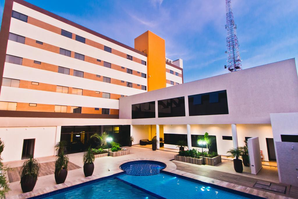 Megal Suites Hotel Ciudad del Este Eksteriør billede