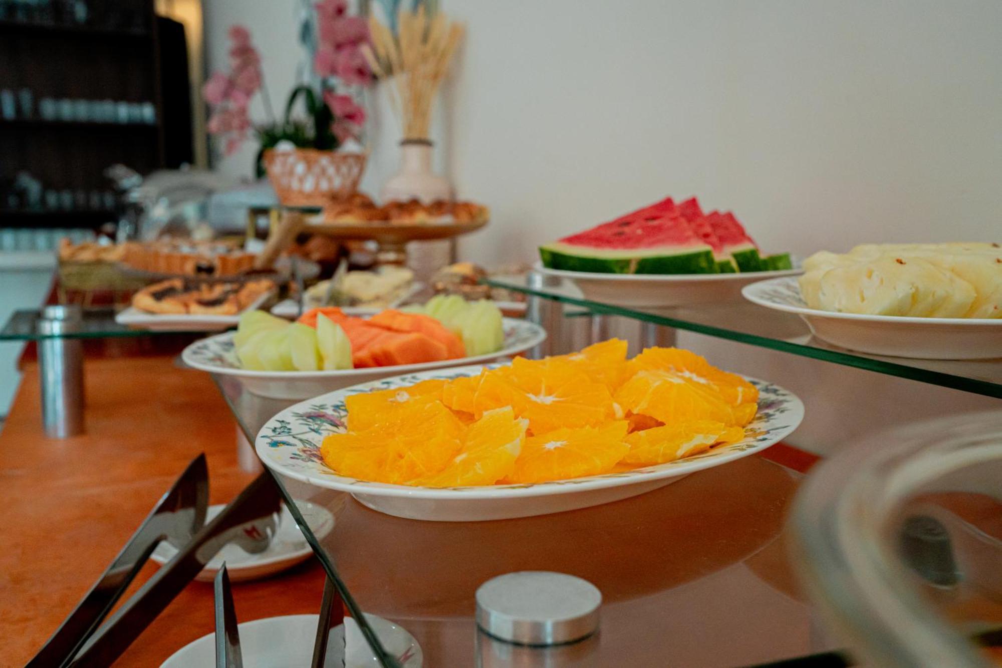 Megal Suites Hotel Ciudad del Este Eksteriør billede