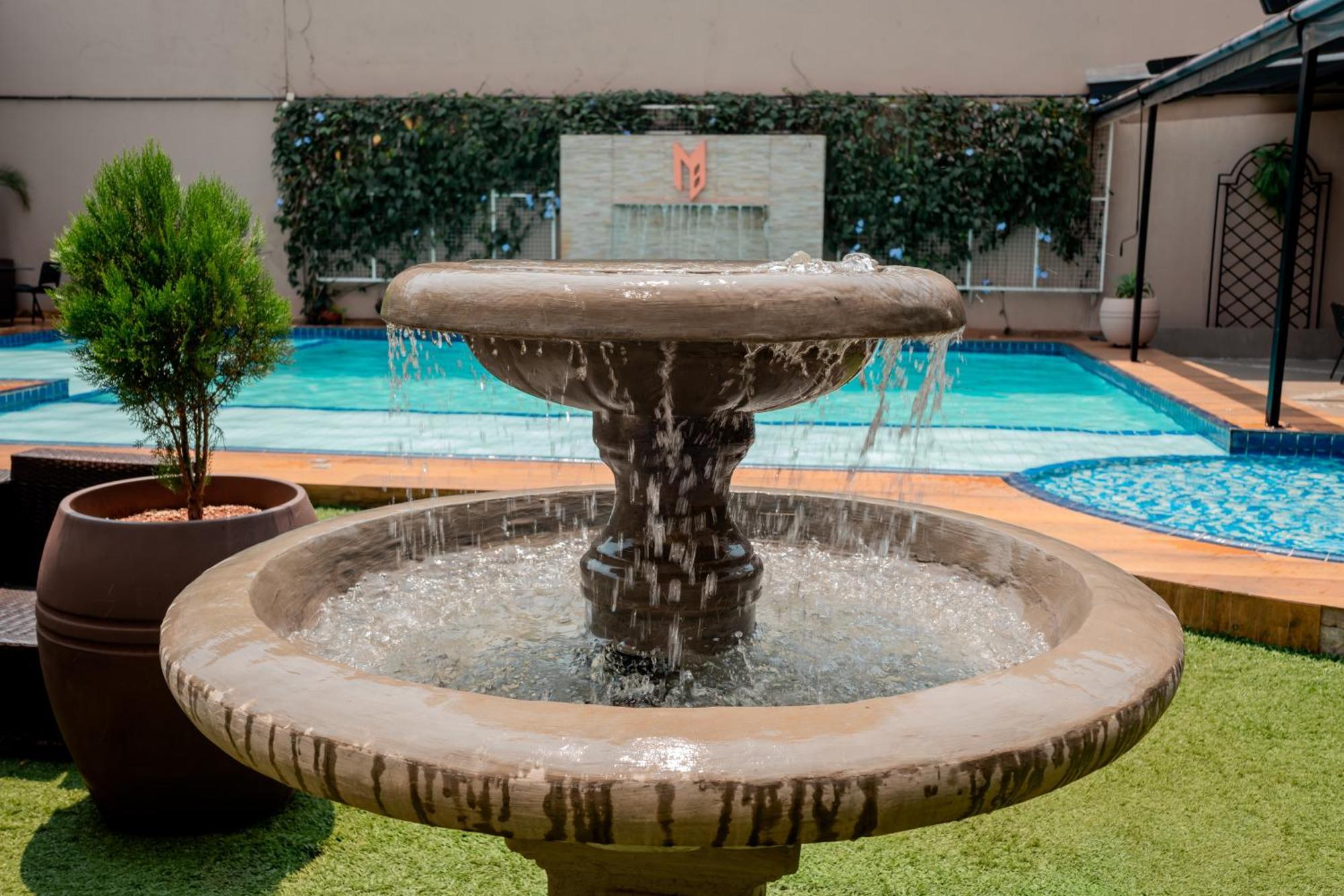 Megal Suites Hotel Ciudad del Este Eksteriør billede