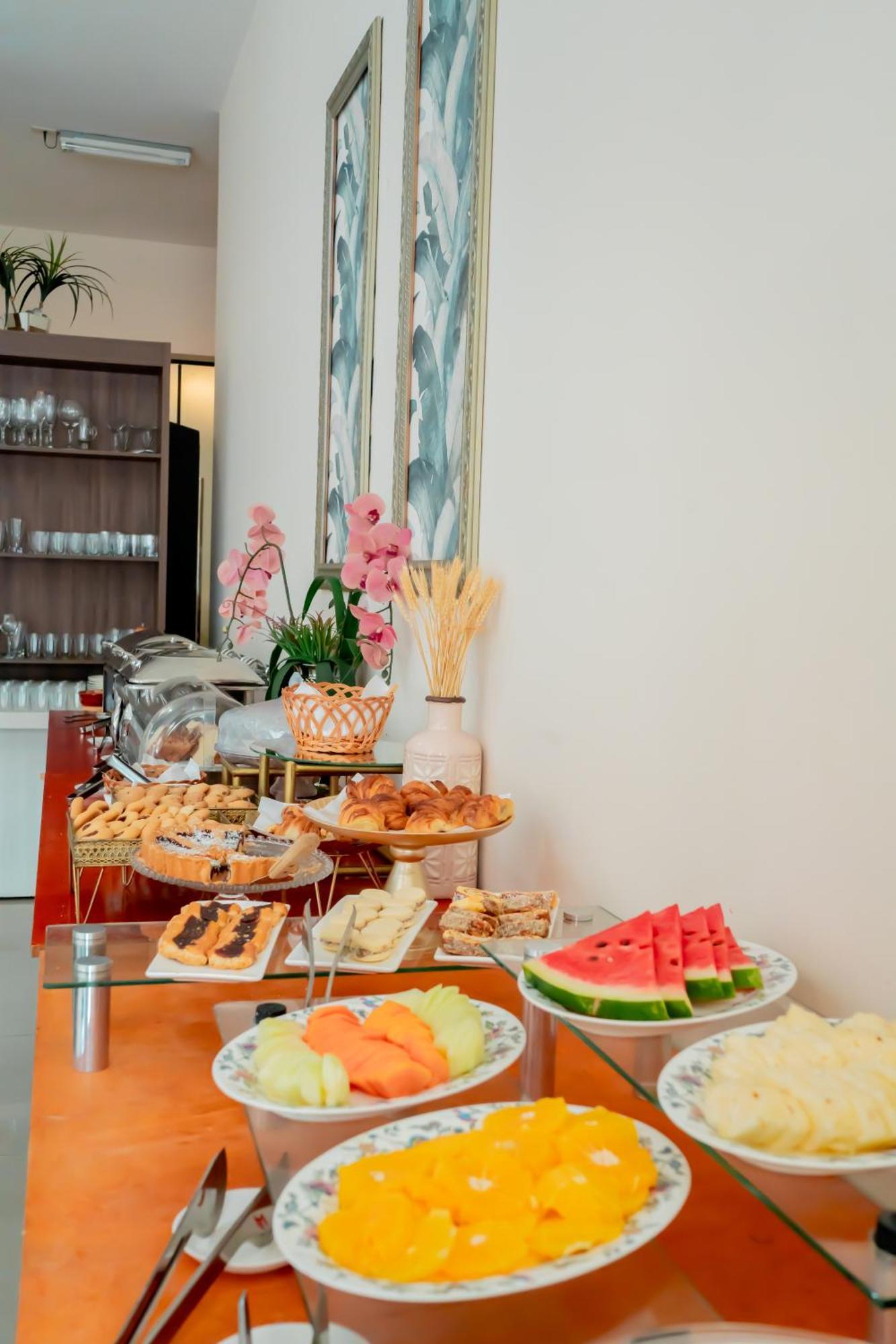 Megal Suites Hotel Ciudad del Este Eksteriør billede