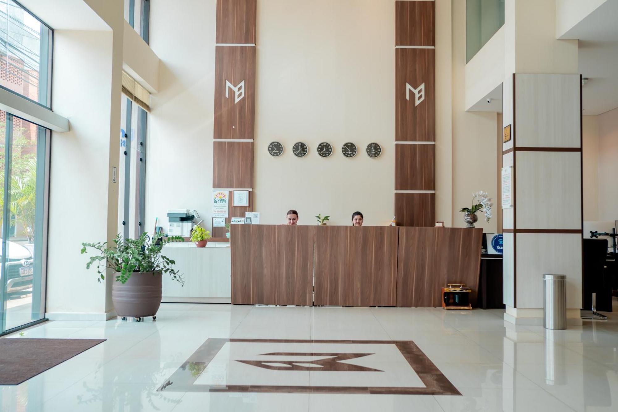 Megal Suites Hotel Ciudad del Este Eksteriør billede